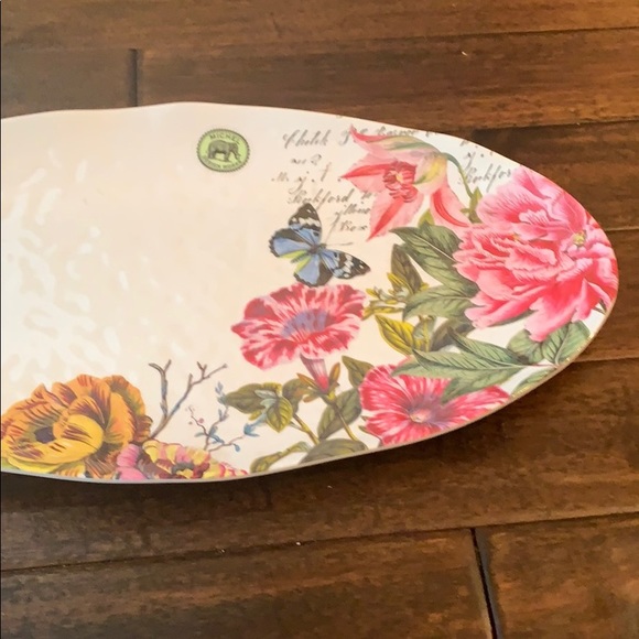 Michel Design Works Oval Serving Platter in Peony - Picture 3 of 5